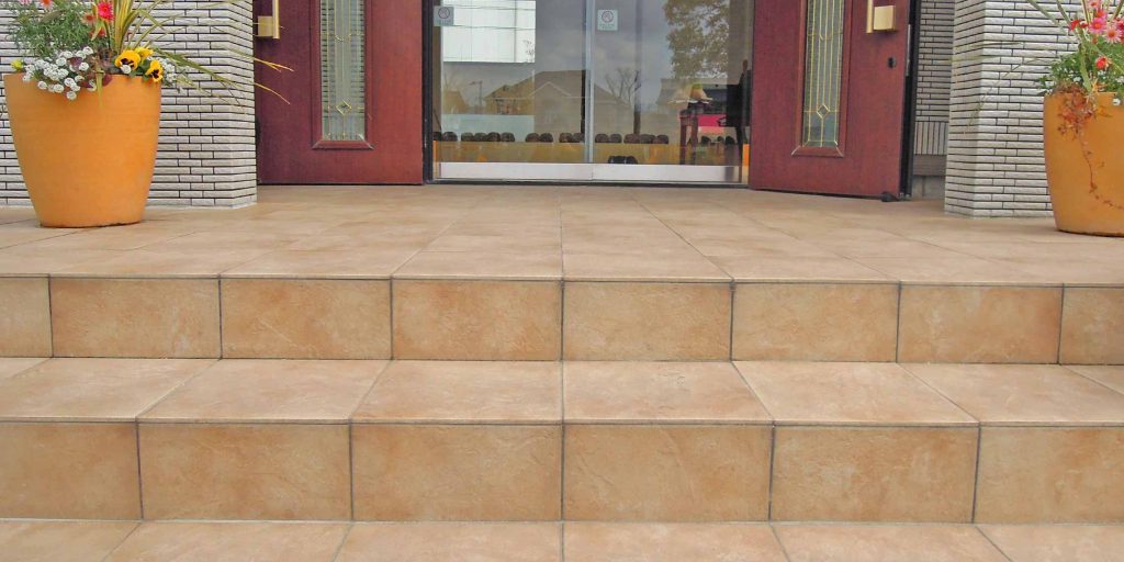 ヴィエトリ製陶器のイタリアンタイル「喫煙禁止」 ヴィエトリ製陶器のイタリアンタイル「喫煙禁止」